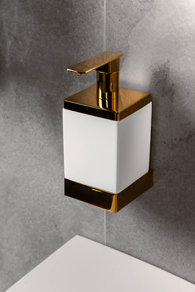 Диспенсер настенный Qubic Gold 10727-G