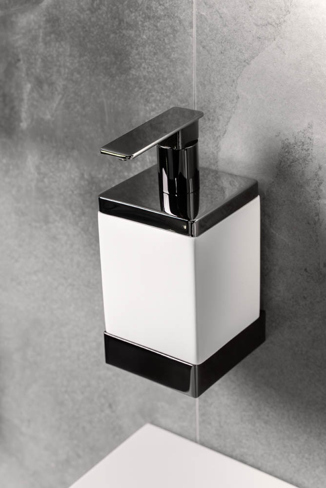 Диспенсер настенный Qubic Shine Gun Metal 10727-SGM
