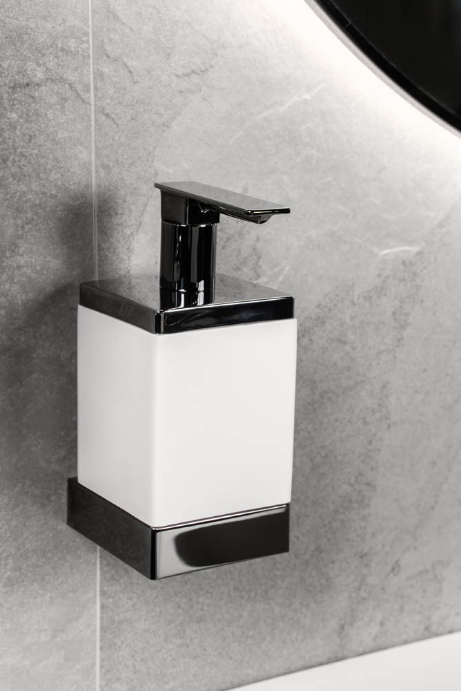 Диспенсер настенный Qubic Shine Gun Metal 10727-SGM