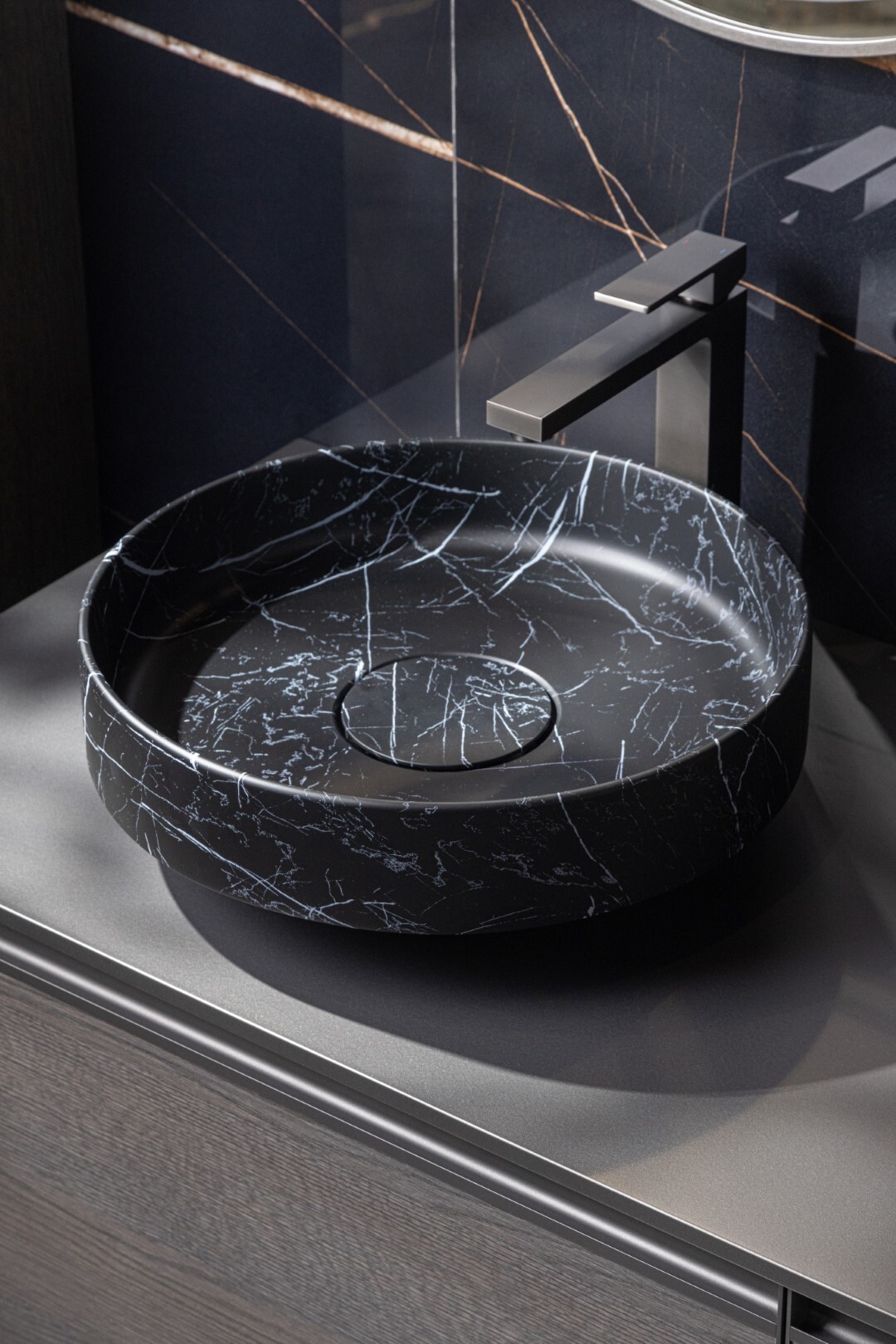 Раковина накладная Ø40 см ArmadiArt Sole Corian 801-NM