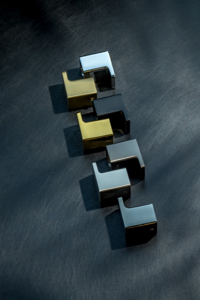 Крючок Qubic Gun Metal 10726-GM